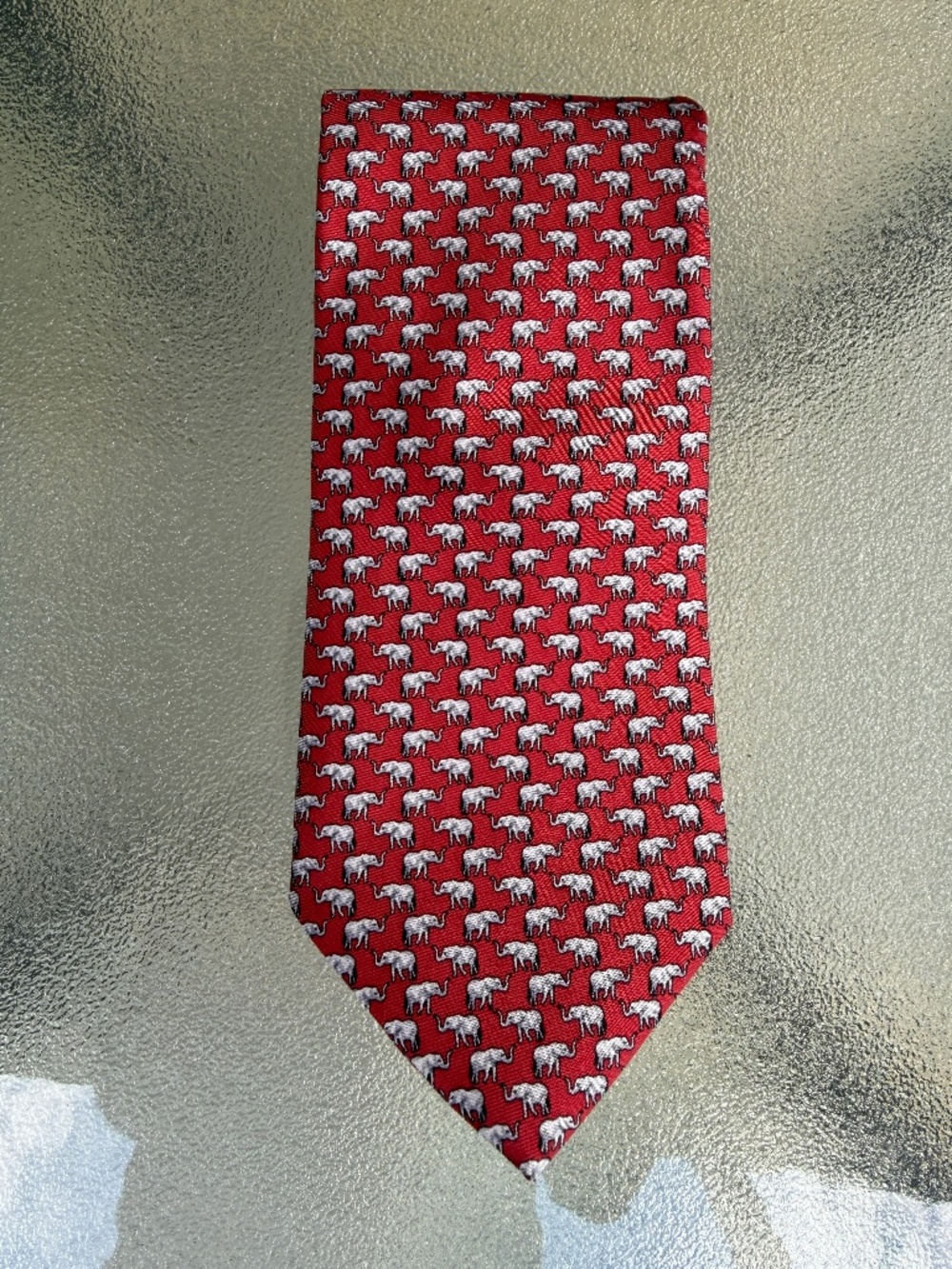 Brooks Brothers “346” Silk Red Elephant Pattern USA Tie